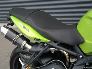 Triumph Street Triple MC-SYD       BYTTER GERNE
