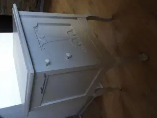 Skab