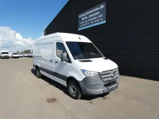Mercedes-Benz Sprinter 316 2,1 CDI A2 H2 RWD 163HK Van Aut.