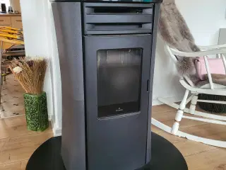 Edilkamin Dania Air Tight Pilleovn