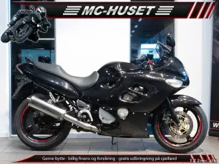 Suzuki GSX 600 F