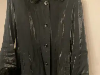 Frakke med sælskind 