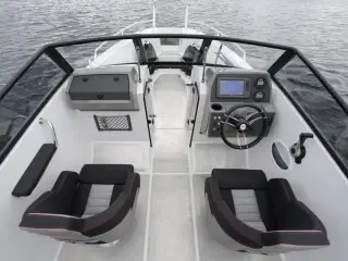 Finnmaster Husky R6 - Yamaha 150 HK/Udstyr