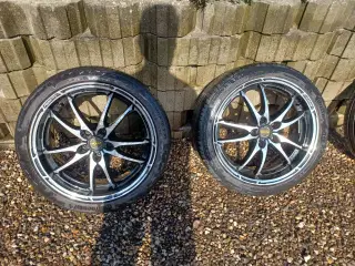 VW 18" alufælge med sommerdæk.