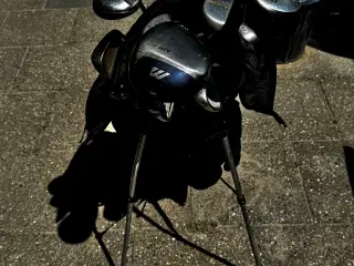 Golfsæt med stand bag brugt men ok- 