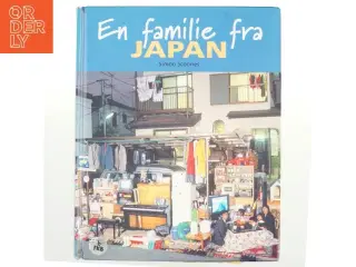 En familie fra Japan af Simon Scoones, Peter Menzel (Bog)