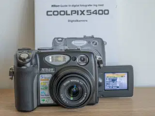 Nikon 5400