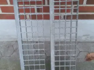 2 stk enkelte gitterristetrin til udendørs brug 
