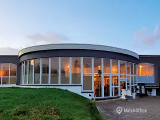 Fuldt indrettet kosmetisk privat hospital. Har flere anvendelses muligheder