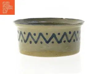 Keramikskål med blå dekoration (str. 16 x 7 cm)