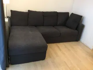 2 personers sofa med chaiselong