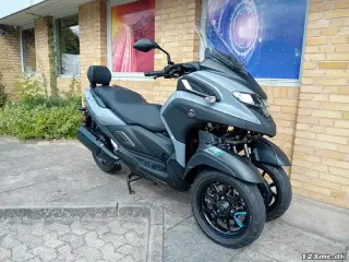 Yamaha Tricity 300