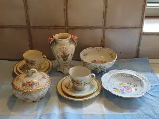 Blomster på porcelæn 1stk5kr 3stk10kr