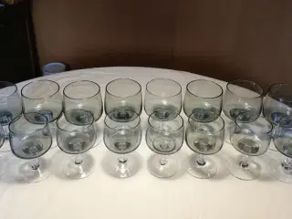 Atlantic glas rødvin og hvidvin fra Holmegaard 