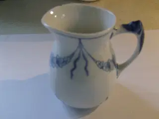 Empire, Mælke-/Flødekande