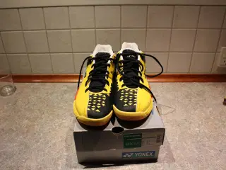 YONEX BADMINTON SKO NYE