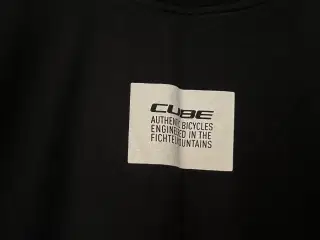 5 Cube T-shirts L