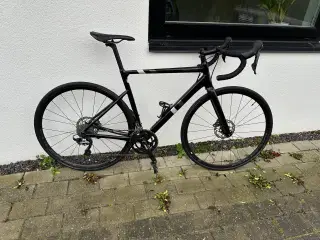 Cannondale caad13 disc