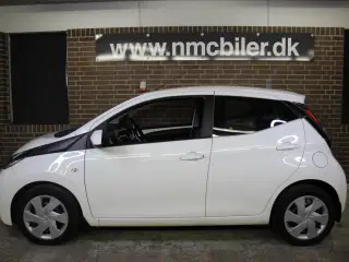 Toyota Aygo 1,0 VVT-i x-wave