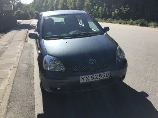Toyota Yaris 1,3 Terra benzin