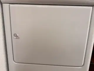 AEG Tørretumbler med aftræk