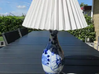 Lampe i porselæn