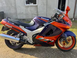Kawasaki zzr1100