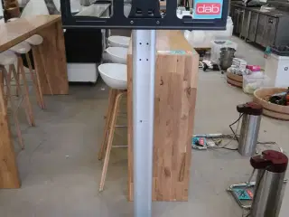 Tv stander