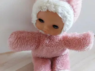 Sød lille plys Dukke