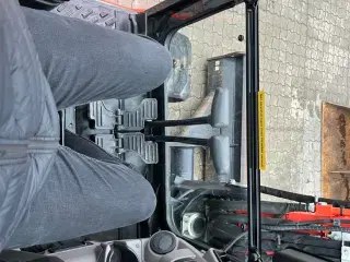 Kubota KX060-5 Hydraulisk hurtigskifte med kipbar planerskovl.