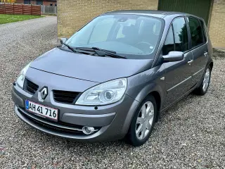 Renault Scenic 2.0 Benzin 6 gear 2009