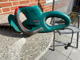 Solgt 11/5  Bosch hækkeklipper