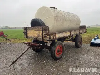 Vandvogn med glasfibertank