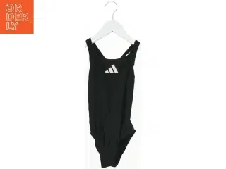 Sort badedragt fra Adidas (str. 128)