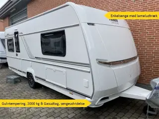 2023 - Fendt Tendenza 550 SG   Fendt Tendenza 550 SG med enkelsenge og sengeudvidelse fra Hinshøj Caravan.