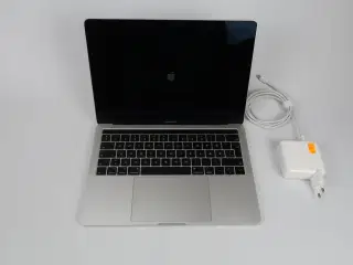 Apple MacBook Pro 13" IPS i5-8257