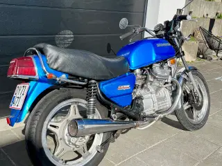 Honda cx500 