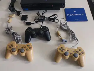 Playstation 2 konsol og 3 controllere