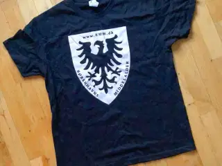 4 T-SHIRTS + EN POLO til crew og frivillige