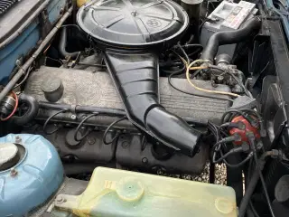 BMW 728 E23