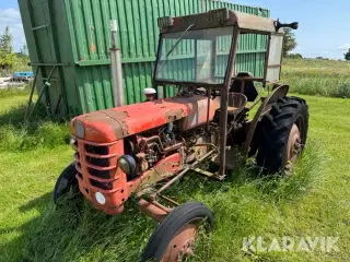 Traktor Volvo BM-425