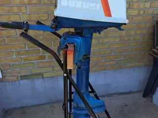 Påhængsmotor suzuki 7,5 hp retro