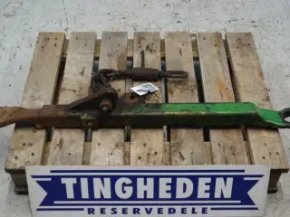 John Deere 2030 R.H. Liftarm AT30150