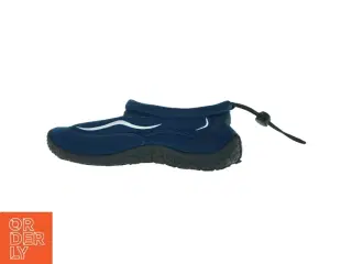 Badesko fra Blue Fin (str. 36 )