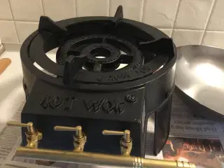 Hot Wok