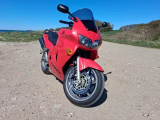 Honda VFR 800 F