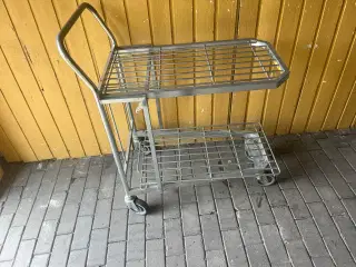 Rulle vogn sælges