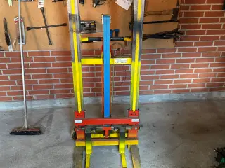 Palle løfter 300 kg 