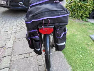Cykeltasker til ferie/camping. Megen plads.