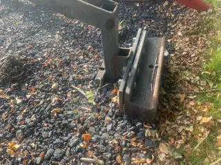 New Holland ramme